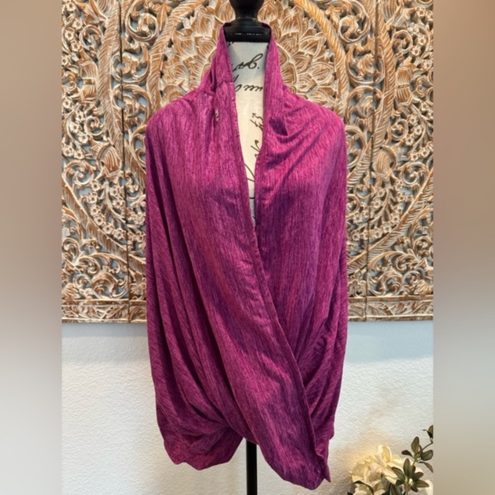 APANA yoga Vibrant Purple Tube twist infinity Scarf